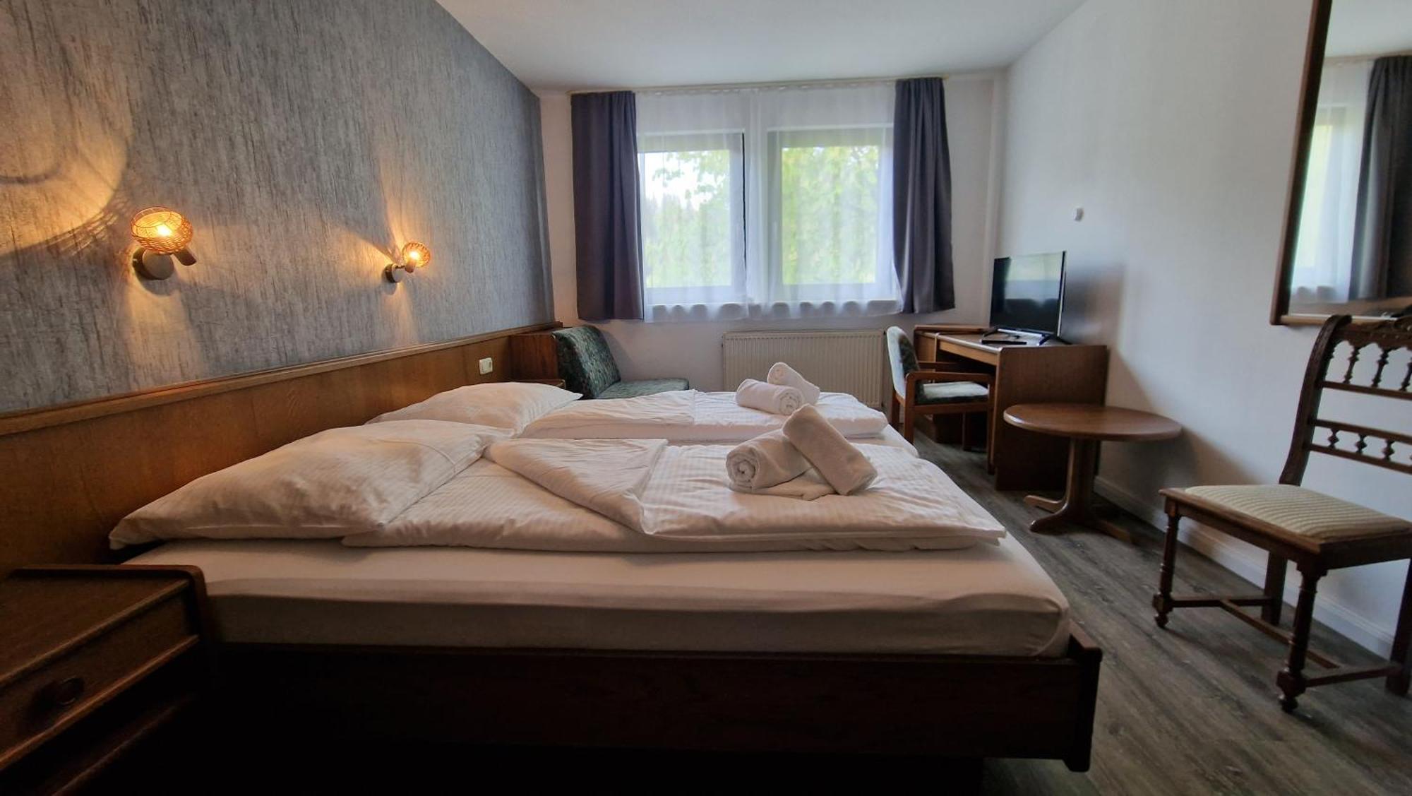 Hotel Tini Bad Fallingbostel Exterior photo