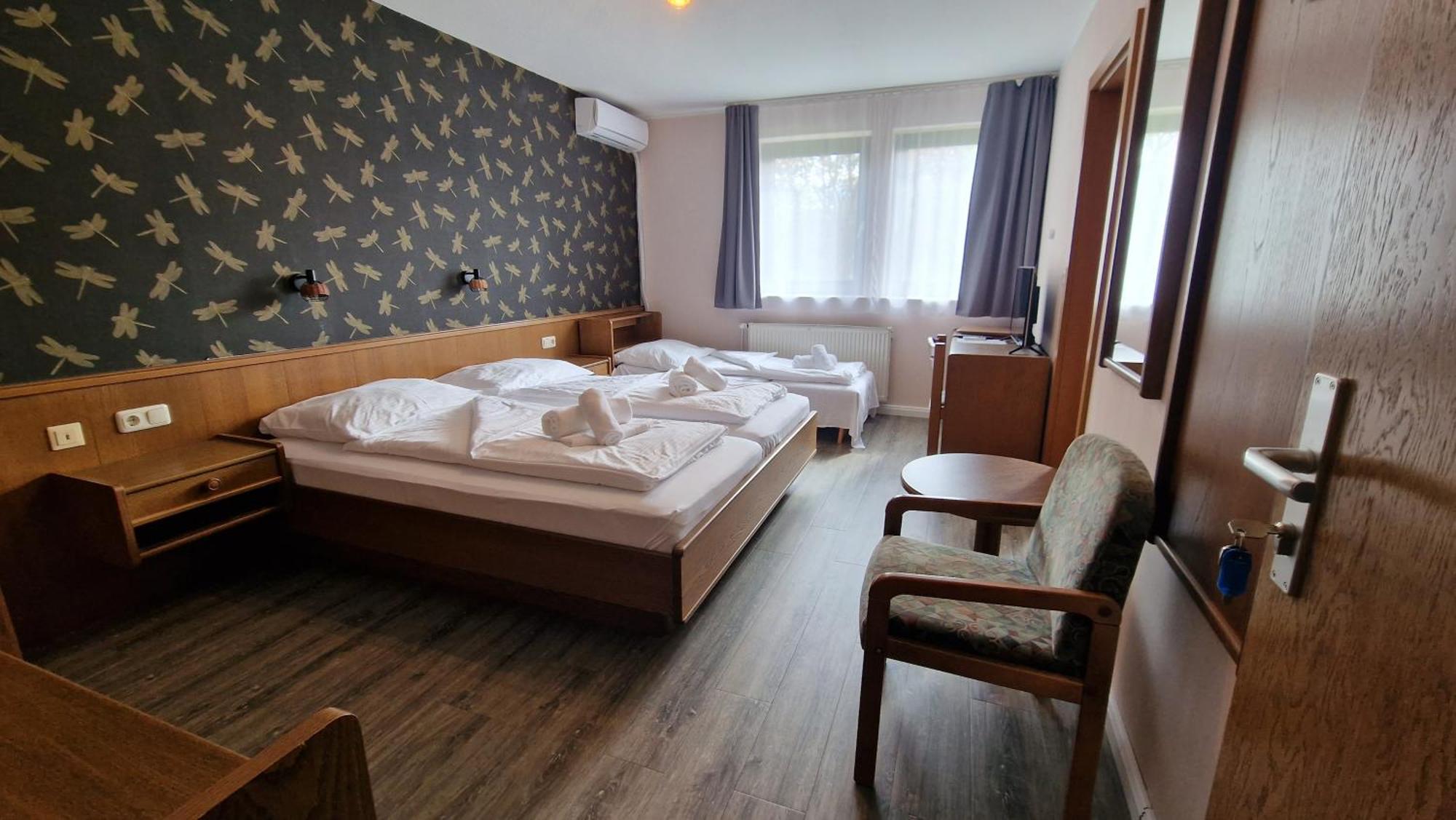 Hotel Tini Bad Fallingbostel Exterior photo