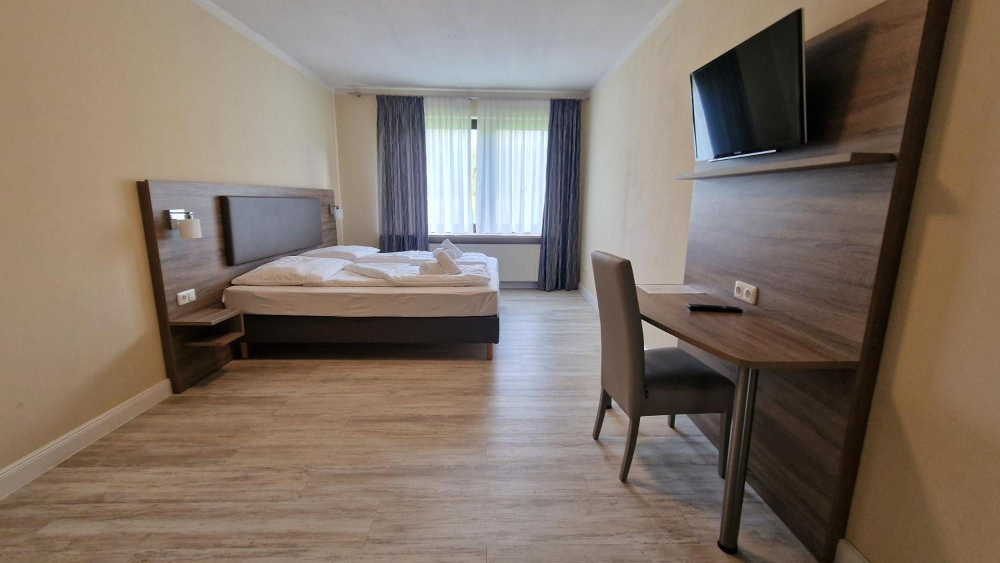 Hotel Tini Bad Fallingbostel Exterior photo